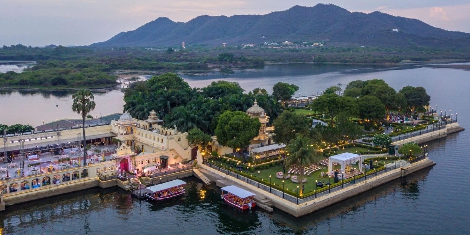 A collection of India's most Instagram-worthy wedding venues featuring stunning palace backdrops, floral mandaps and luxury decor ideas